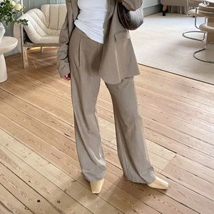 Djerf Ave Favorite Pants “Oat”